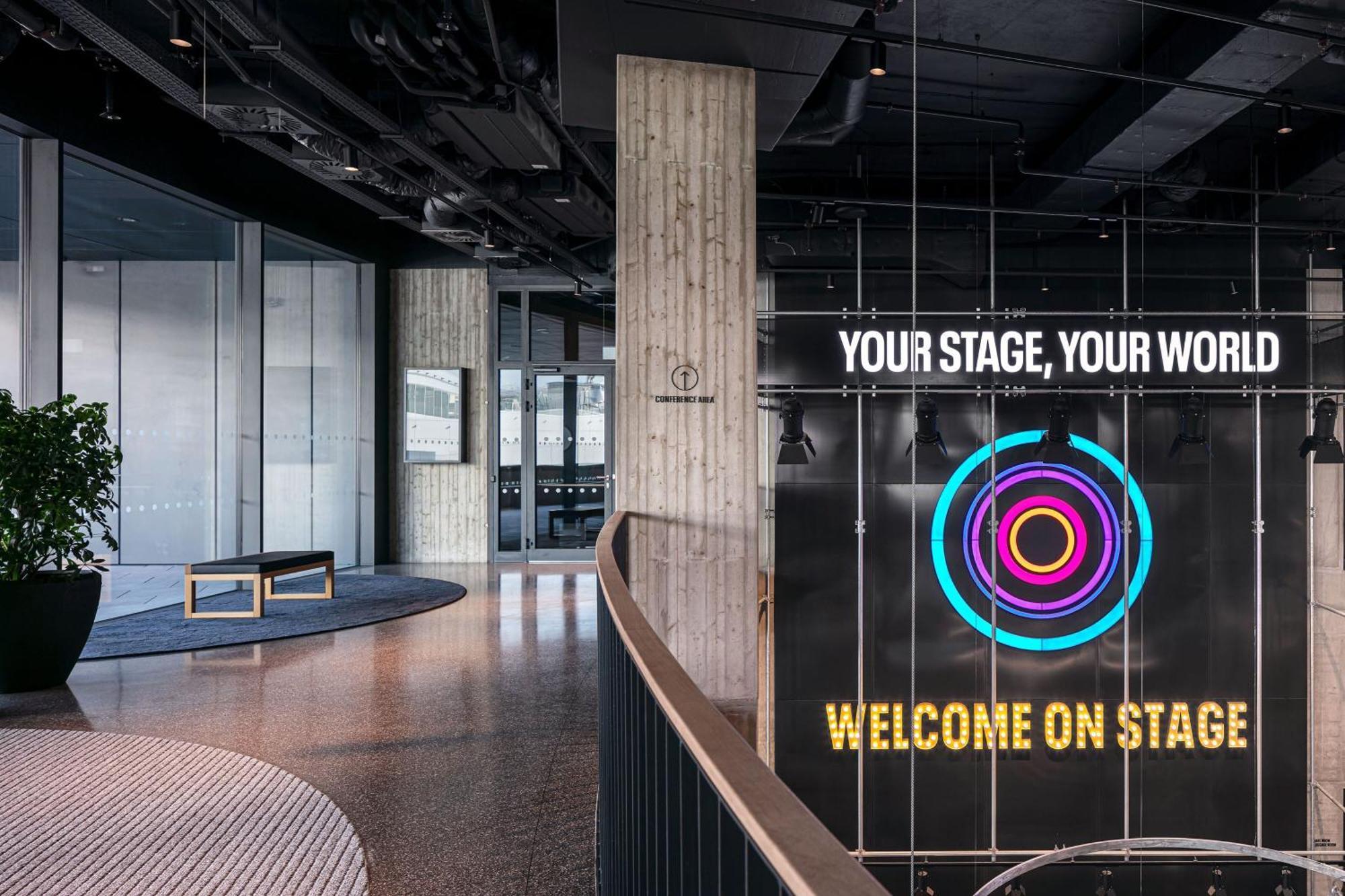 Stages Hotel Prague, A Tribute Portfolio Hotel Exteriör bild