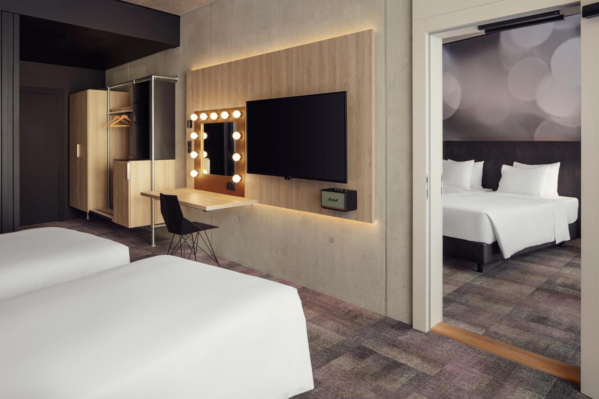 Stages Hotel Prague, A Tribute Portfolio Hotel Exteriör bild